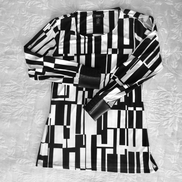 Alfani Black and White Slit Sleeve Tunic Top Size XS - Picture 1 of 13